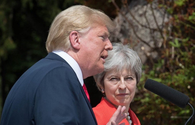 Donald Trump dijo el lunes que el acuerdo del Brexit propuesto por Theresa May, podria obstaculizar el comercio entre Washington y Londres.
