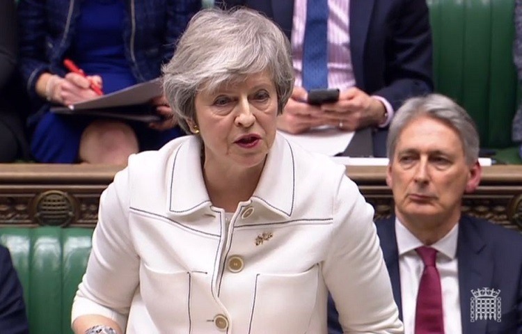Theresa May en el Parlamento