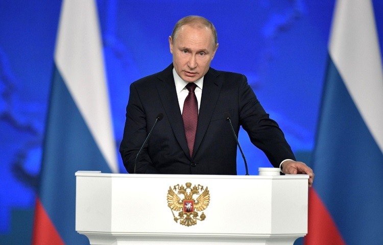 Vladimir Putin amenza con apuntar misiles a Estados Unidos