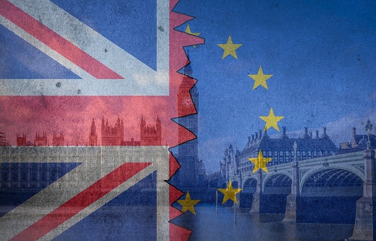 El parlamento británico rechaza una salida sin acuerdo de la UE
