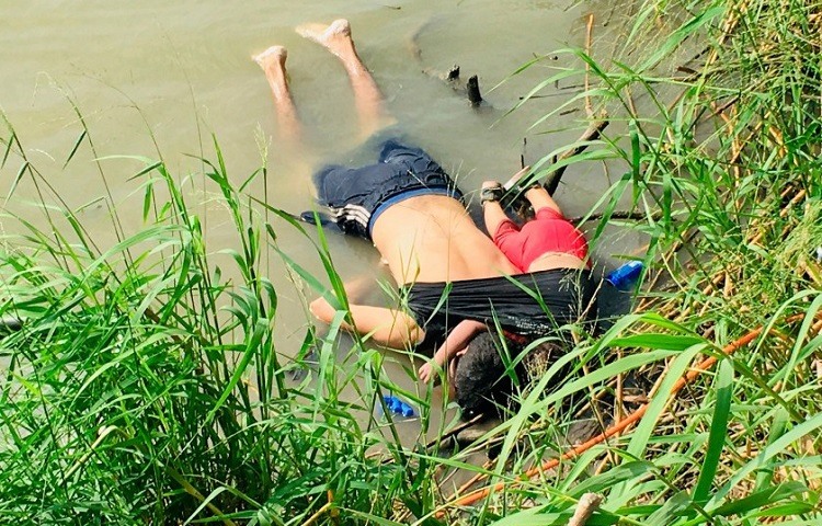 Padre e hija inmigrantes ahogados