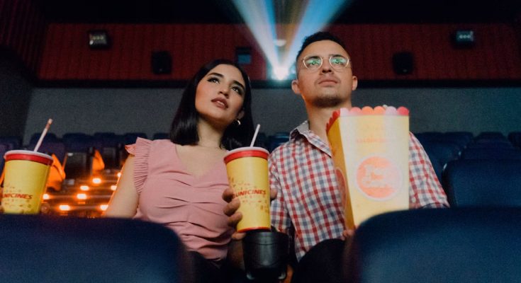 Pareja en el cine